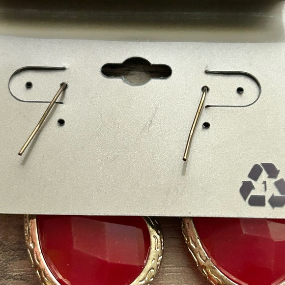 Bundle of 3 Red Statement Earrings – Feather, Hoop & Teardrop-New! - Picture 5 of 10